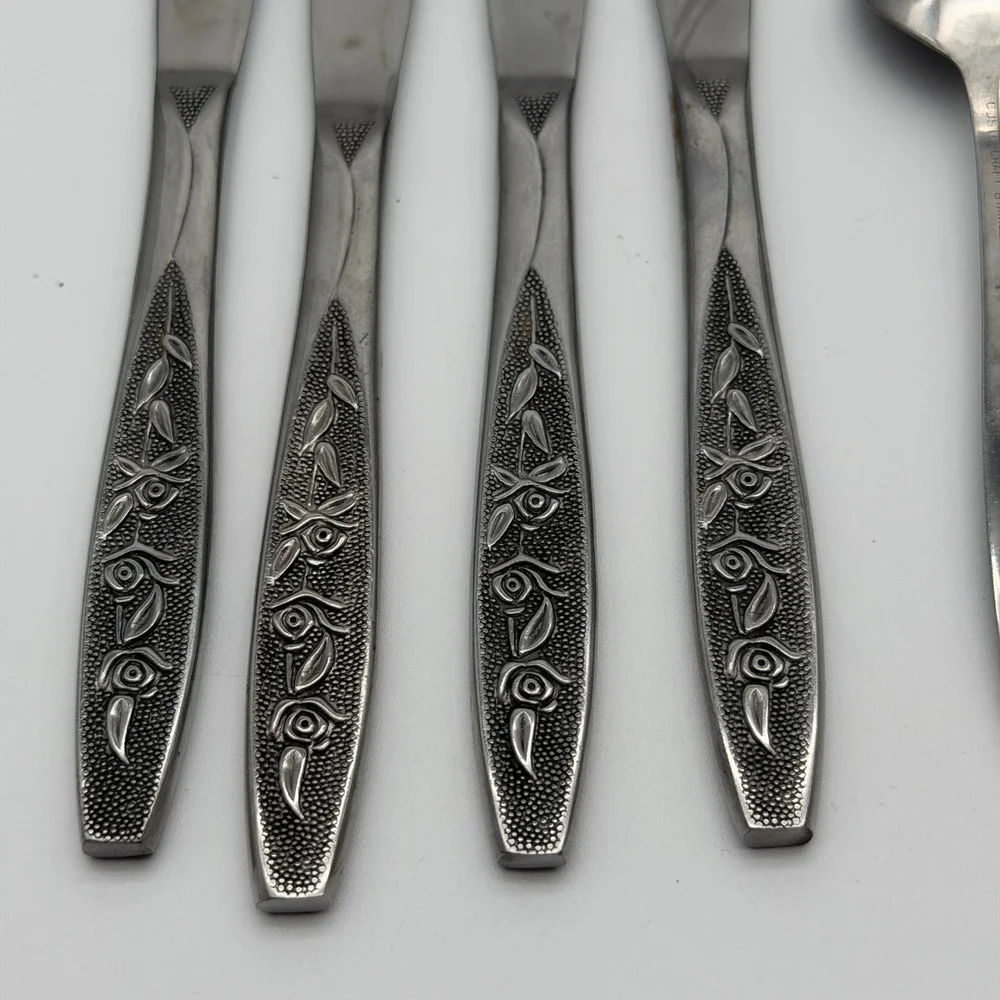 Customcraft Stainless Taiwan Rose Floral Flatware 8pc Set 4 Knives 4 Spoons MCM